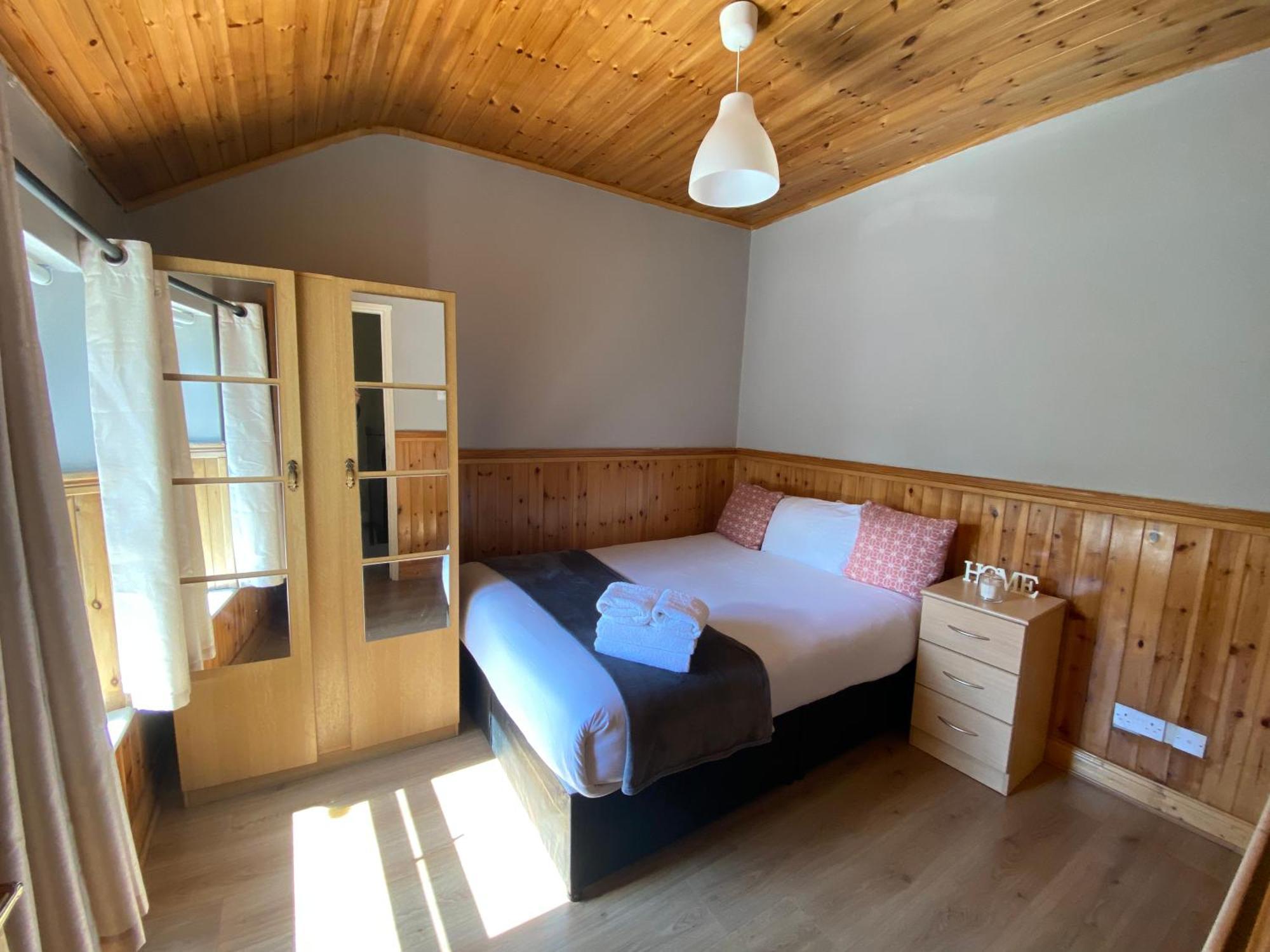 Cosy City Centre Guest Room Shared Home Galway Buitenkant foto